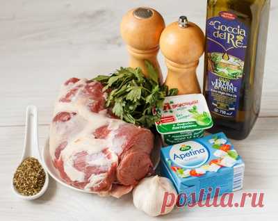 Рецепт запеченного бараньего окорока с соусом из феты на Вкусном Блоге