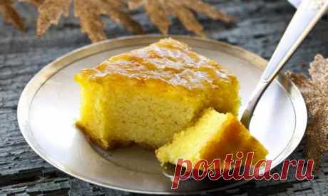 Рецепт пирога с манкой на сковороде — Домашняя кулинария