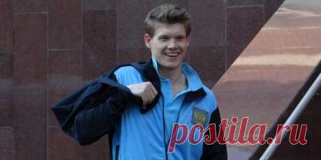 19 самых красивых и сексуальных актеров России
