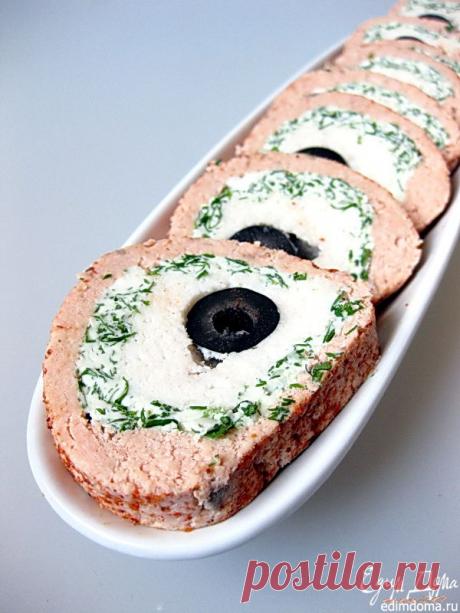 Трехслойный рыбный рулет с маслинами | Кулинарные рецепты от «Едим дома!»