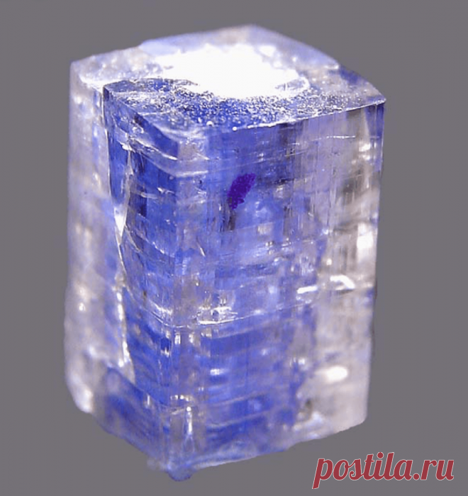 Карлтонит: способен ли новый минерал заменить сапфир | GEM STONES | Яндекс Дзен
