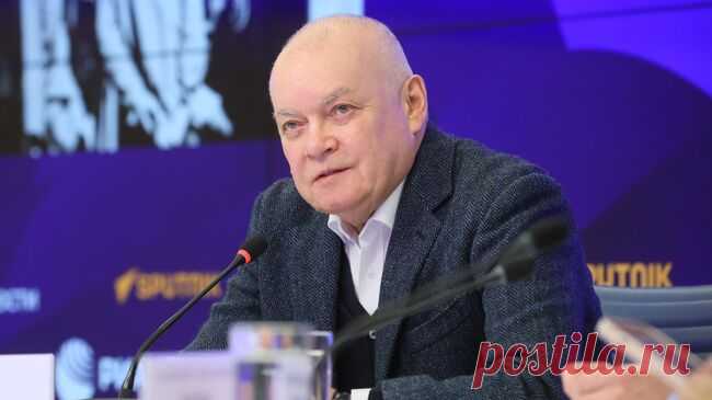 Киселев призвал освободить арестованных журналистов Sputnik Азербайджан
