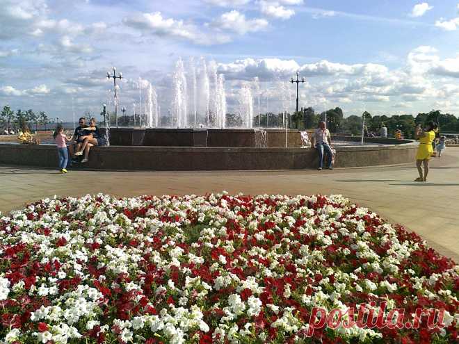 Фонтаны на Стрелки
