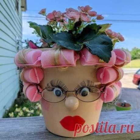 Mom planter