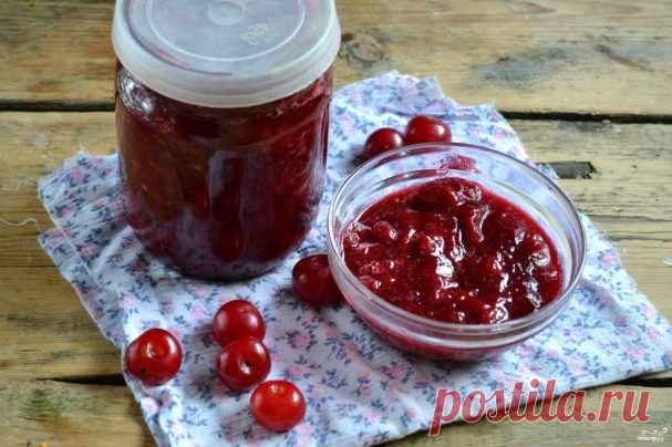 Заготовки из вишни - 32 золотых рецепта!