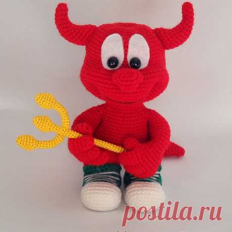 Чертёнок, логотип ОС FreeBSD. Бесплатное описание по вязанию крючком амигуруми чертёнка. Или на хэллоуин.
 #амигуруми #вязанаяигрушка #вязаниекрючком #чертёнок #freebsd #схемыкрючком #хэллоуин #амигурумидляначинающих #схемабесплатно #бесплатноеописание #игрушкасвоимируками