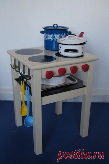 Детская кухня из стульчика