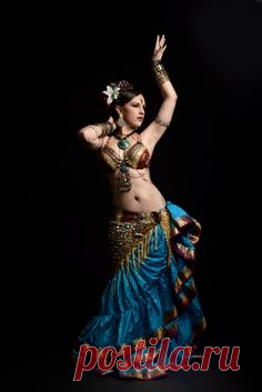 Claire of Divine Chaos Tribal®, LLC / photo by Ron Brewer…