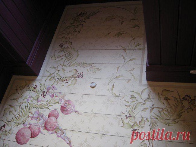 Рисунок на деревянных полах — это красиво..