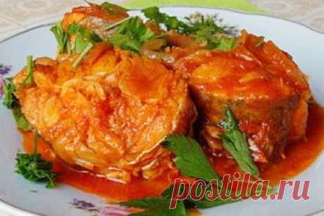 Сочная и вкусная рыба с овощами в томате. Никто не откажется!