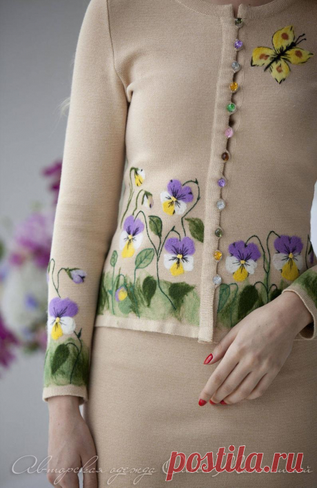 Elegant and feminine two-piece suit consists of a jacket and | Etsy