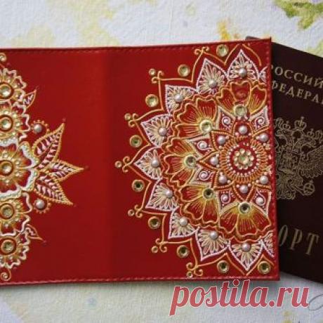 Обложечка для паспорта❤Всего 600 рублей. В наличии нет, но повтор возможен 😉🌷 #точечнаяроспись #контурнаяроспись #обложкадляпаспорта #обложканапаспорт #обложка #почтидаром #valerie_point #на_заказ #назаказ #passport #valerie_обложки