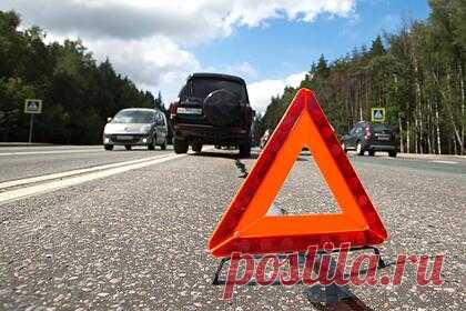 Генпрокуратура проверит обстоятельства ДТП с участием российского мэра. В Генпрокуратуру обратился депутат Государственной Думы Анатолий Грешневиков, который считает, что глава Рыбинска Денис Добряков может уйти от ответственности после ДТП. Ранее мэр признался, что стал виновником аварии. Как отметил Грешневиков, возбуждать уголовное дело не стали, а завели административное.