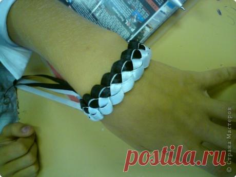 Браслеты, фенечки из атласных ленточек. | Страна Мастеров