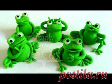 Fondant FROG cake topper