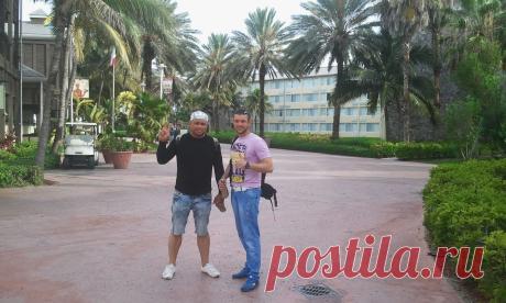 The Bahamas... Paradise on the earth =) With friends cheerfully....