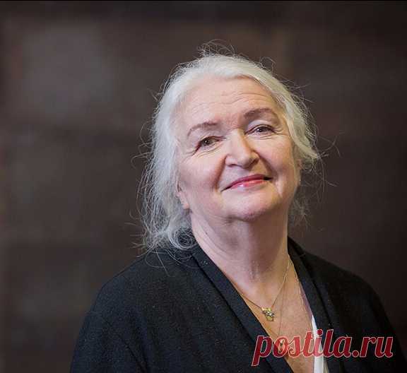 Татьяна Черниговская: Не надо читать плохие книги, не нужно общаться с плохими людьми Экология сознания. Мозг не решето, ничего не высыпается из него. Поэтому не надо слушать плохую музыку, не надо читать плохие книги, не надо всякое дерьмо есть, не надо дрянь пить, не нужно общаться с плохими людьми - это все там и осталось, весь этот яд там лежит.