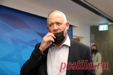 Израиль обвинил Иран в нанесении ударов с беспилотников. Иран использует свои военные базы для хранения беспилотных летательных аппаратов (БПЛА), а также для нанесения ударов с дронов по наземным целям. Об этом сообщил министр обороны Израиля Бени Ганц на стратегической конференции в университете имени Райхмана в городе Герлиция.