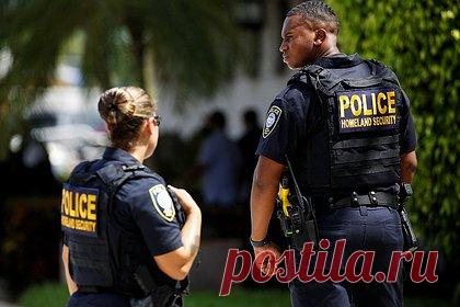 В США первого офицера-трансгендера обвинили в шпионаже в пользу России. В США первого офицера-трансгендера, майора американской армии Джейми Ли Генри и его жену Анну Габриэлян обвинили в шпионаже в пользу России. Супругов уличили в заговоре с целью предоставления российскому правительству медицинской информации об американских солдатах и ​​их родственниках.