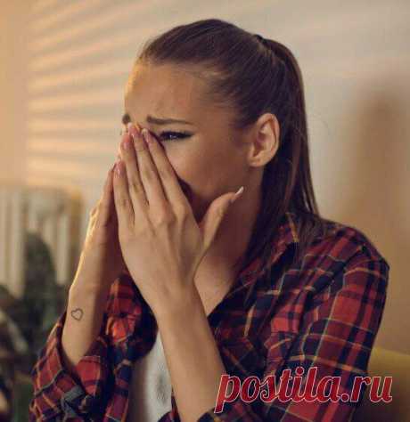 Муж ушёл от жены, а она не смогла этого пережить. Прошли годы и однажды он узнал страшную новость
Сергей внезапно осознал, что слишком поторопился с женитьбой. Семейная жизнь стояла у него в печенках, а, глядя на холостых друзей, он начинал по-черному им завидовать. И, хотя его жена была предметом обожания многих мужчин, сам Сергей до смерти от нее устал. Примерная хозяйка и красавица Альбина не...
Читай дальше на сайте. Жми подробнее ➡