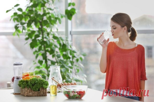 Растворить тромб. Какие продукты улучшают качество крови Правильная диета поможет справиться с густой кровью или, наоборот, повысить ее свертываемость.
