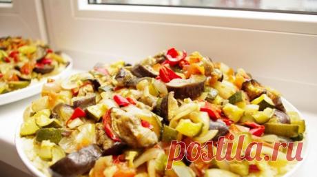 Рецепты тушеных овощей - ПУТЕШЕСТВУЙ ПО САЙТУ. Тушеные овощи, рецепт которых может различаться по составу, являются самым распространенным способом добиться желаемого результата во время приготовления вкусного и полезного гарнира. Именно этому способу отдают предпочтение большинство хозяек. Как приготовить тушеные овощи? Последовательно разобраться, как приготовить тушеные овощи, помогут рекомендации специалистов кулинарии: овощи с твердой кожурой предпочтительно оставлять...