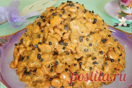 Торт Горка из рыбок с арахисом, сгущенкой и сметаной рецепт с фото - 1000.menu