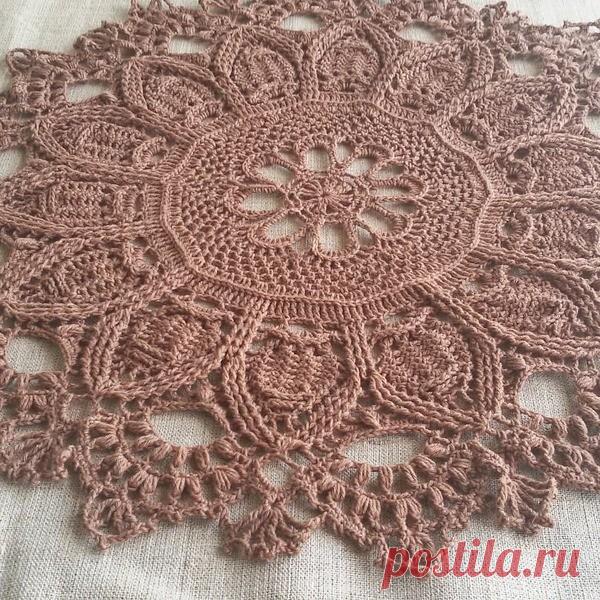 Рельефная салфетка - украшение для дома