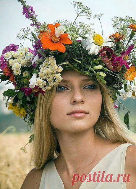 Если хочешь пить, то колодец копай.
Если холодно станет, то печь истопи.
Если голоден, то испеки каравай.
Если ты одинок, то чуть-чуть потерпи.
И потянутся путники по одному
И к воде, и к теплу, и к тебе самому.
@Валентин Берестов