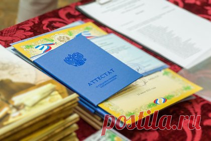 2 октября: какой праздник отмечают в России и мире. 2 октября в России отмечают День среднего профессионального образования, а во всем мире — День социального педагога. Православные верующие вспоминают благоверного князя Феодора Смоленского. «Лента.ру» рассказывает, какие еще праздники выпадают на 2 октября и какие приметы связаны с этим днем.