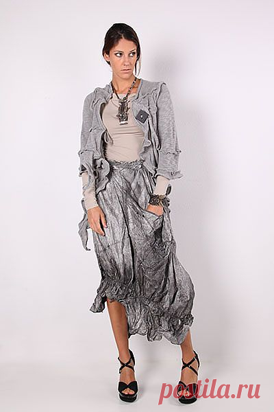 Aproximat by Tatiana Palnitska - Art to Wear Originals - haute