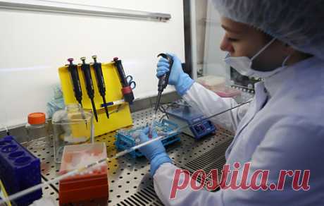 В Pfizer заявили о вероятности одновременного заражения штаммами &quot;омикрон&quot; и дельта&quot;. В компании добавили, что заражение двумя вариантами может привести к появлению еще более заразного штамма