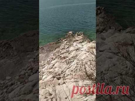 в сезон здесь шумно #хорватия #пляж #море