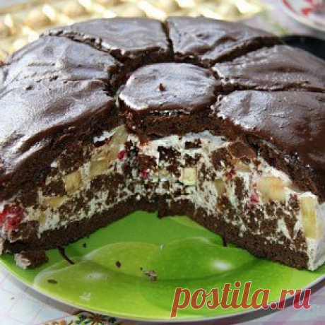 Торт &quot;Африканская ромашка&quot;
Ингредиенты:
тесто:
-5 яиц
-1 ч.л.соды
- мука 1 стакан
- какао 100 г
крем:
- сметана 500 г
- сахар 1 стакан
- желатин 3 упаковки
- любые фрукты
- мак 1 пачка

Приготовление:

Для теста 5 яиц не взбиваем, а просто смешиваем с 1 стаканом сахара.
В яйца добавим 1 ч.л. пищевой соды. Уксусом не гасить!;
Теперь добавим 1 стакан муки и 1 пачку какао (100г), смешаем все в однородную массу.
. ...