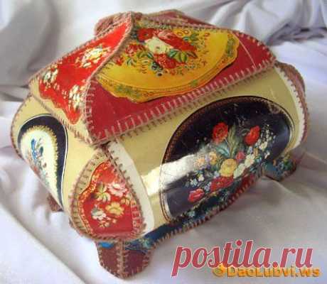 Шкатулка из открыток