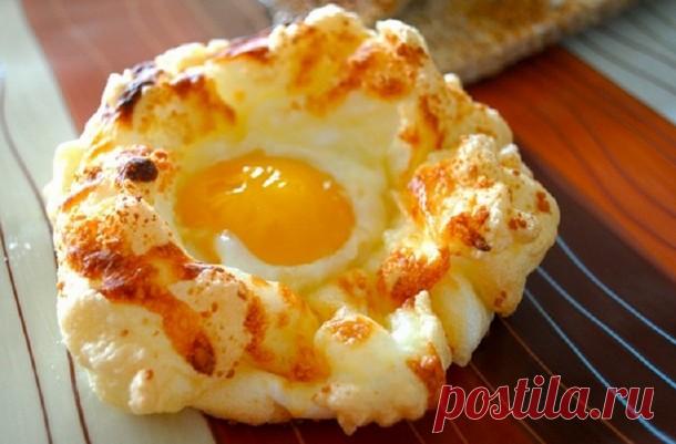 Яйца «Орсини»! Очень вкусно и не избито, прямо яичный пирог. - У нас так  Если традиционный омлет или яичница на завтрак тебе давно наскучили, то самое время порадовать себя и своих близких очередной кулинарной находкой. С этим блюдом утренняя трапеза будет не...