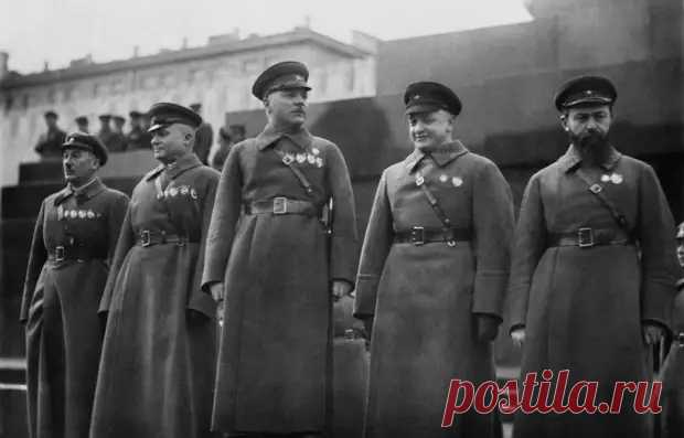 «Дело Тухачевского»: каких соратников, расстрелянного маршала, не репрессировали - Любители истории - медиаплатформа МирТесен