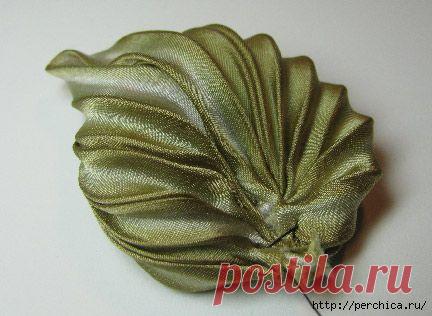 Мастер-класс листочка из ленты шибори