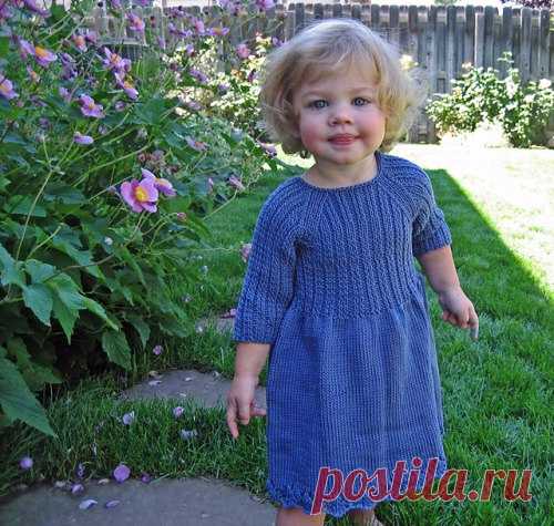 Запись на стене ПЛАТЬЕ ДЛЯ ДЕВОЧКИ🌺🌺🌺Подол кружевной (8 кругов). Вставная кружевная вязка из 7 петель. Это зимнее/осенние платье. Оно вяжется снизу верх. Туловище вяжется перекрученной резинкой. Рукав 3/4 и вяжется как раглан.  Размеры: 2 (3, 4) года  Мерки по окончанию работы:  Объем груди: 61 (63.5, 66) см  Длина от плеча до подола: 42 (44.5, 47) см  Ширина юбки: 47 (49.5, 52) см  Материалы:  6, 6, 7 мотк...