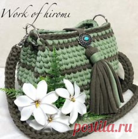 Sold-out致しました。 ・ お久しぶりです☺️ 携帯の機種変でかなりお久しぶりなpicになります。 ・ オーダーお待ちの方、大変お待たせして申し訳ありません ・ こちらはFreeの作品になります☺️ ご希望の方はDMよりお問い合わせくださいませ ご用意出来ましたらメルカリにも出品させて頂きますので、宜しくお願い致します❣️ ・ ・ #逗子 #hoookedzpagetti #ハワイアン #鎌倉 #hoooked zpagetti#ズパゲッティ #夏 #湘南 #海 #ハンドメイド #手作り #夏休み #親子 #ハワイアン #フラダンス #バッグ #編み物 #コンチョ #ショルダーバッグ #ロンハーマン #ママコーデ#オルテガ柄#カモフラ#オリジナルオーダー#かわいい#スターフィッシュ #フリンジ #花柄#monopop #ズパゲッティタッセル#フックドゥズパゲッティ