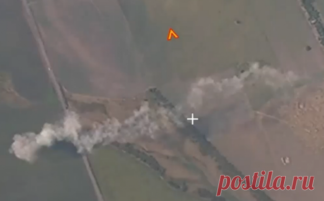 Минобороны отчиталось об уничтожении американской ракетной установки. В зоне спецоперации российские военные уничтожили американскую универсальную пусковую установку М270А1 MLRS, которая используется как в качестве РСЗО, так и для запуска тактических ракет.