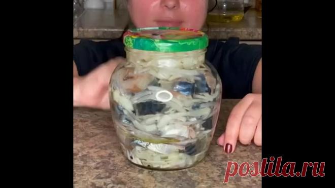 Делаю уже не первый гoд!
Солим скумбрию

Нам понадобится:
- Скумбрия
Показать полностью...