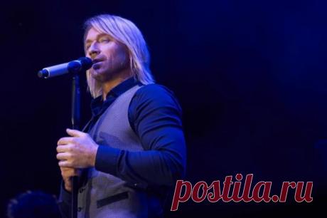 Олег Винник выступил на Сорочинской ярмарке со своими супер-хитами