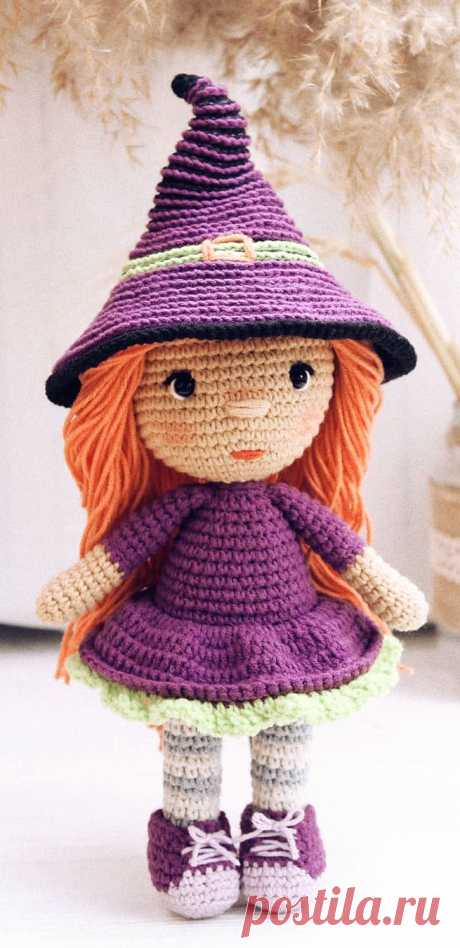 PDF Ведьмочка крючком. FREE crochet pattern; Аmigurumi doll patterns. Амигуруми схемы и описания на русском. Вязаные игрушки и поделки своими руками #amimore - кукла, куколка, девочка, шляпа ведьмы, ведьмочка, Хэллоуин.