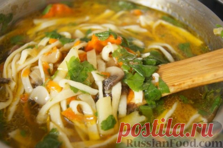 Рецепт: Грибная лапша (домашняя) на RussianFood.com