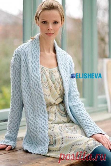 Женский красивый жакет c аранами от Debbie Bliss. Бесплатное описание