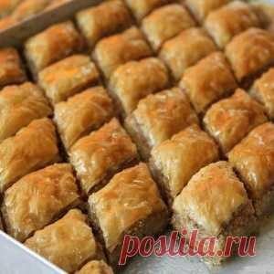 Пахлава из слоеного теста: быстро, вкусно и необычайно ароматно! - МирТесен