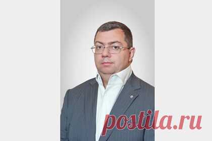 Замглавы оператора космодромов России задержан после проверки «Роскосмоса». Заместитель генерального директора Центра эксплуатации объектов наземной космической инфраструктуры (ЦЭНКИ, оператор гражданских космодромов России) Марат Арустамов был задержан после внутренней проверки «Роскосмоса». Он подозревается в получении откатов за финансирование работ, проводимых строительной компанией «Респе