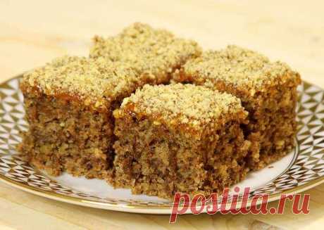Вкусный постный пирог с орехами и вареньем - очень удачный и бюджетный рецепт - Ladiesvenue.ru Нежный и на удивление вкусный пирог без молока и яиц из ингредиентов, которые есть в каждом доме. Очень быстро и легко печется, а съедается мигом — просто попробуйте! Невероятно ароматный постный пирог «Монастырский» можно приготовить легко, не тратя много своего времени. А вы знали, что сладкое лакомство можно приготовить без масла и яиц?  Тогда предлагаем …