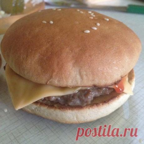 Как приготовить чизбургеры - рецепт, ингредиенты и фотографии